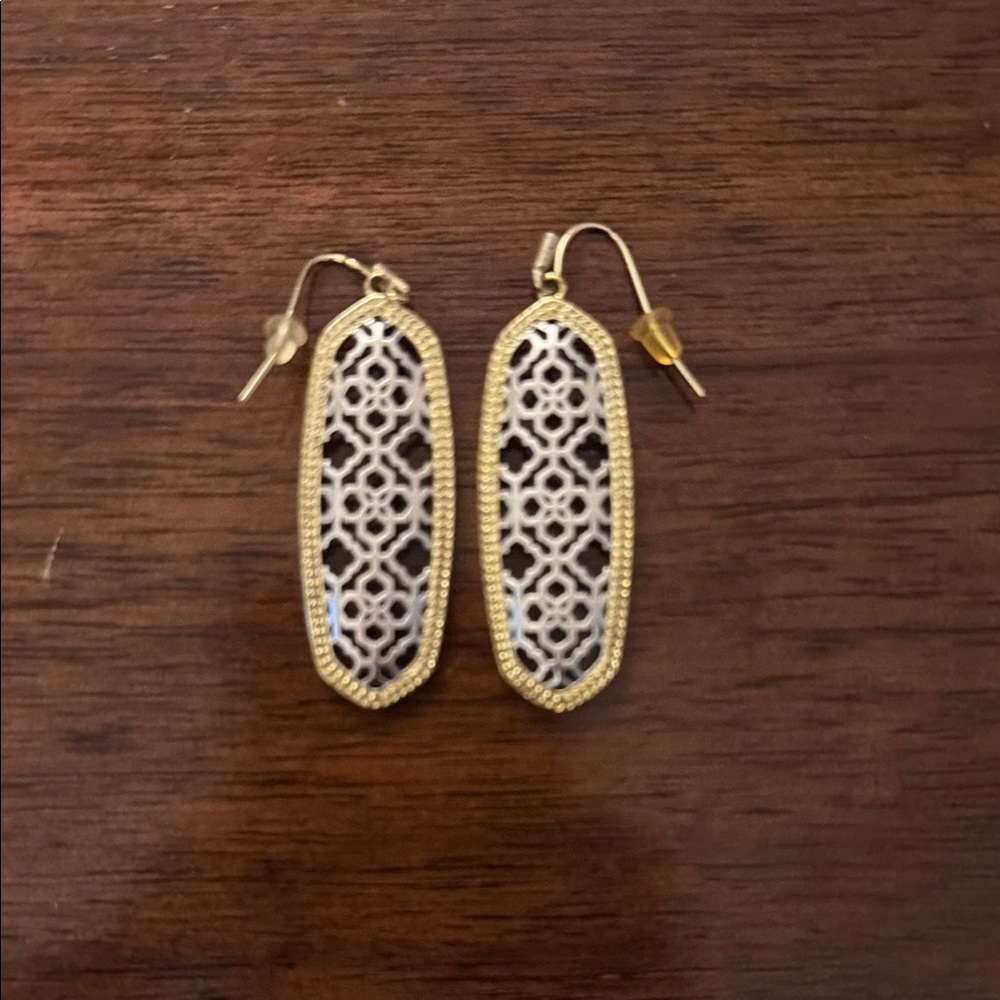 Kendra Scott Gold Filigree Oval Drop Earrings with White Pattern